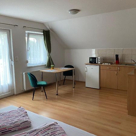 Bonita Apartmanhaz Daire Zalakaros Dış mekan fotoğraf