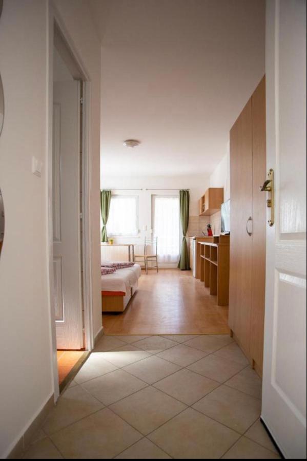 Bonita Apartmanhaz Daire Zalakaros Dış mekan fotoğraf