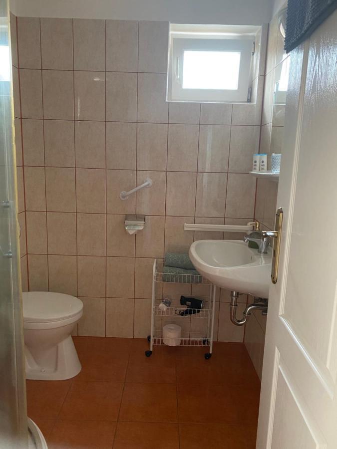 Bonita Apartmanhaz Daire Zalakaros Dış mekan fotoğraf