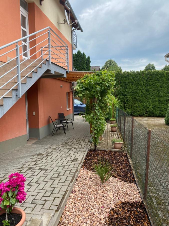 Bonita Apartmanhaz Daire Zalakaros Dış mekan fotoğraf