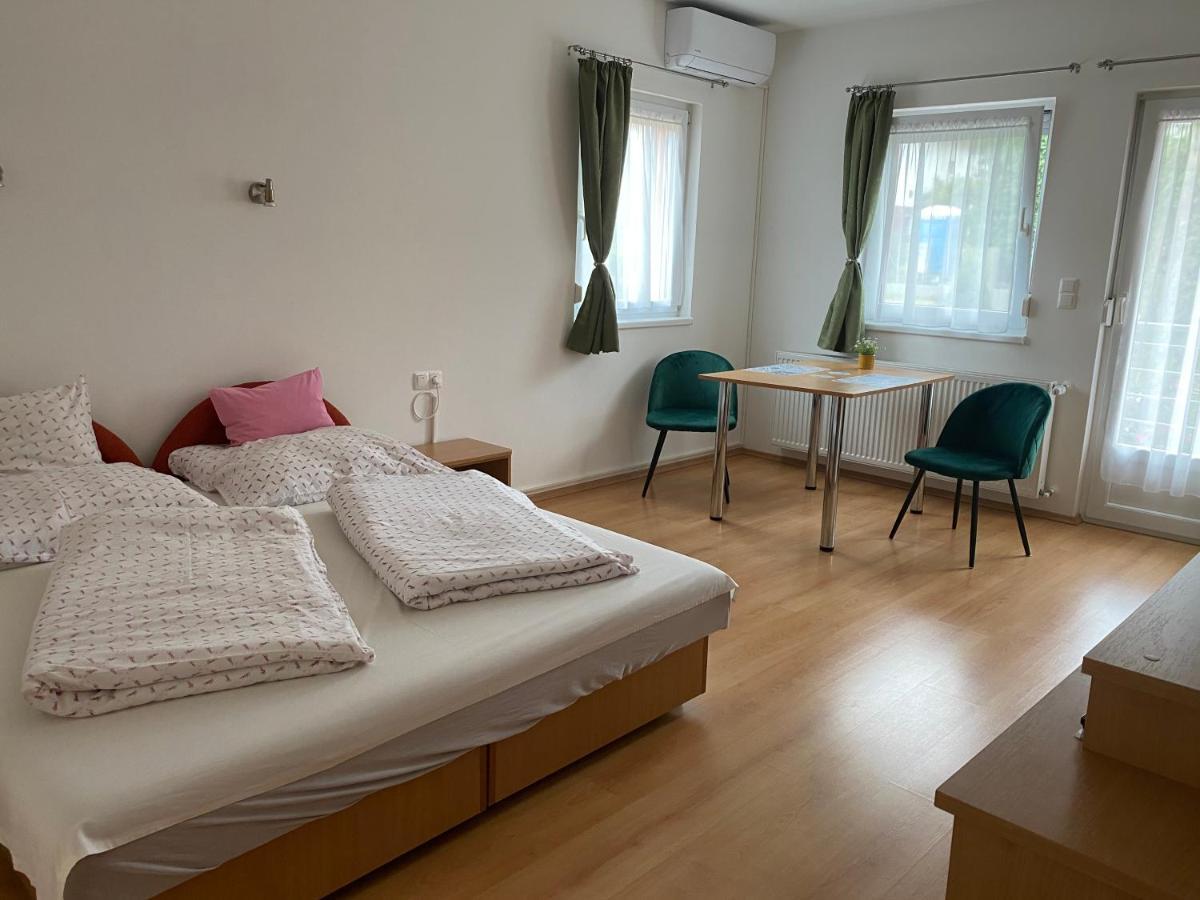 Bonita Apartmanhaz Daire Zalakaros Dış mekan fotoğraf